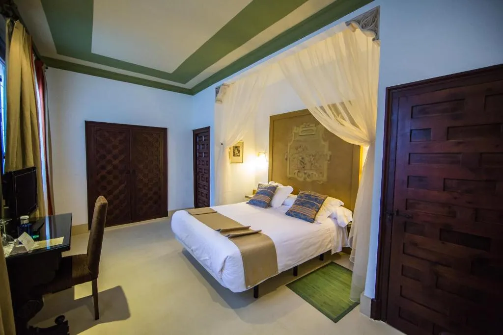 DOUBLE STANDARD Room, Hacienda del Cardenal, Madrid