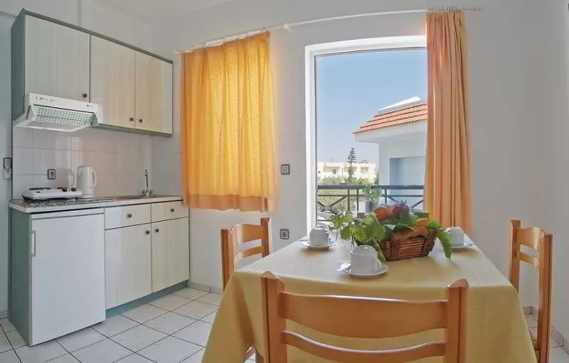 STUDIO CAPACITY 3 Room, Athena Apartments, Crete