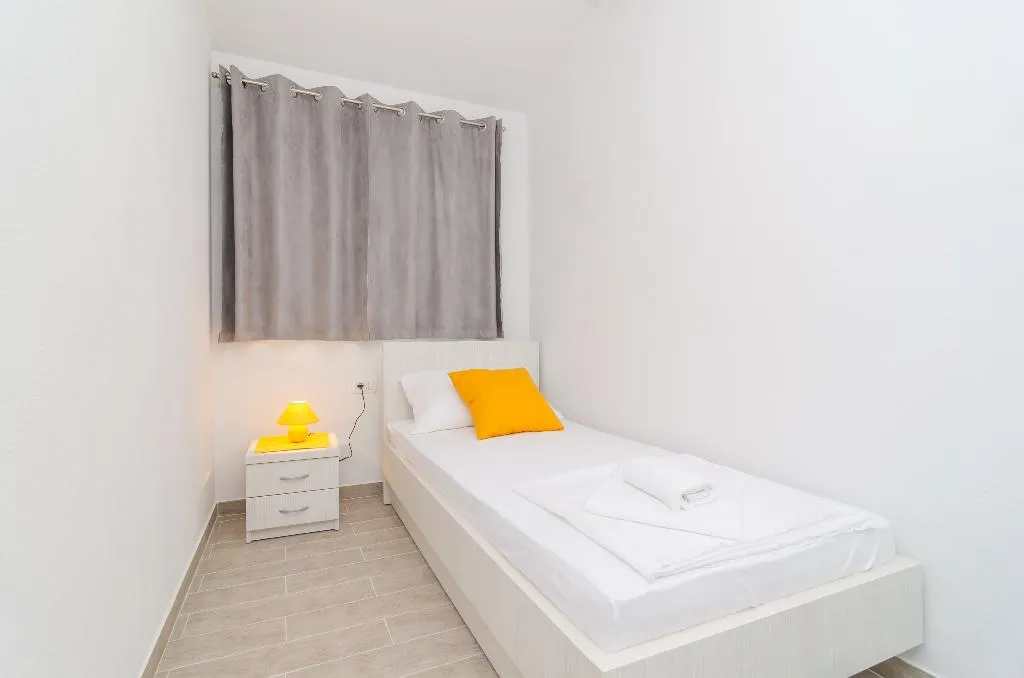 APARTMENT TWO BEDROOMS Room, Apartments Villa Dadic, Dubrovnik