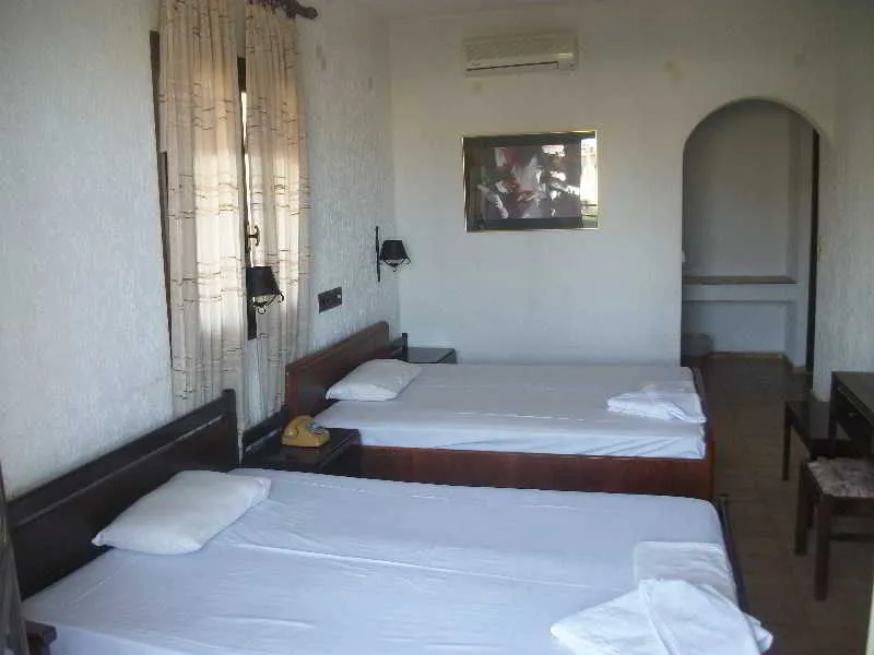 Room, Efi, Crete