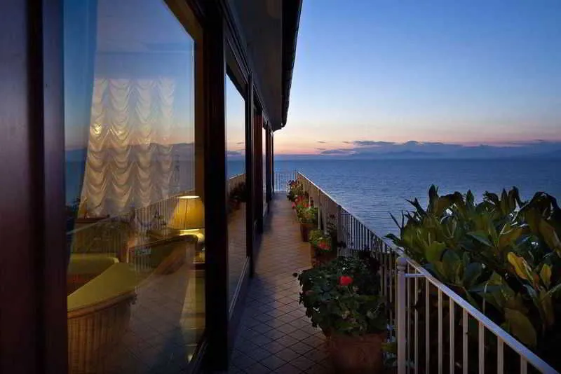 Terrace, Hotel Le Querce Terme & Spa, Naples