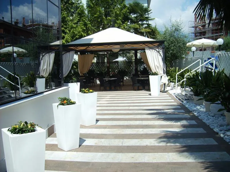 General view, Hotel La Perla, Milan