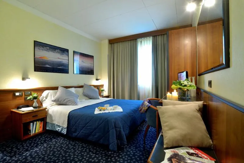 TRIPLE STANDARD Room, Sporting Hotel, Umbria