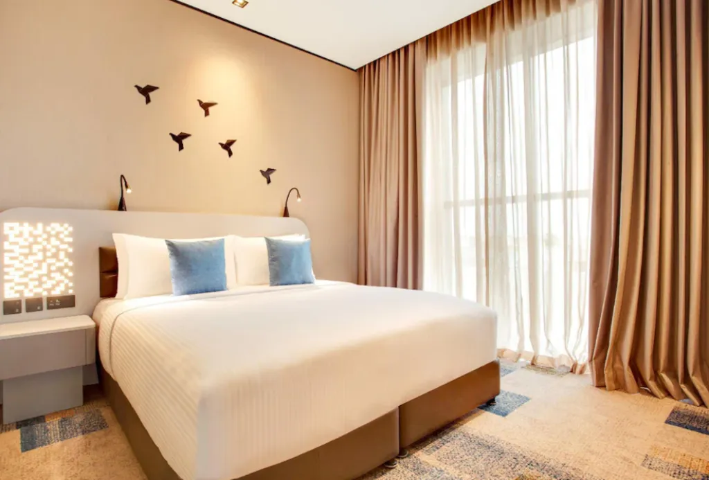SINGLE ONE BEDROOM Room, Lemon Tree Hotel Jumeirah, Dubai, Dubai