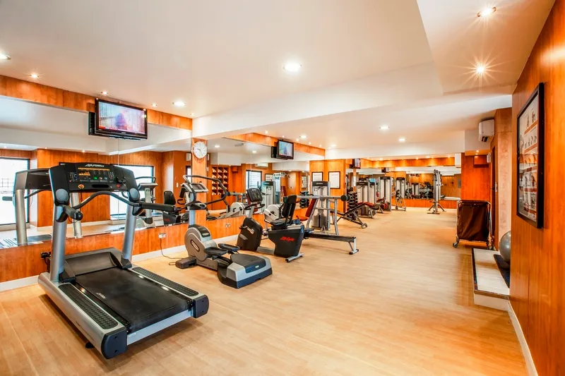 Sports and Entertainment, Golden Sands Hotel Apartments, Dubai