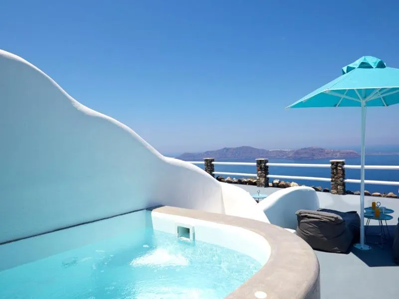 JUNIOR SUITE WITH JACUZZI Room, Adore Santorini, Santorini