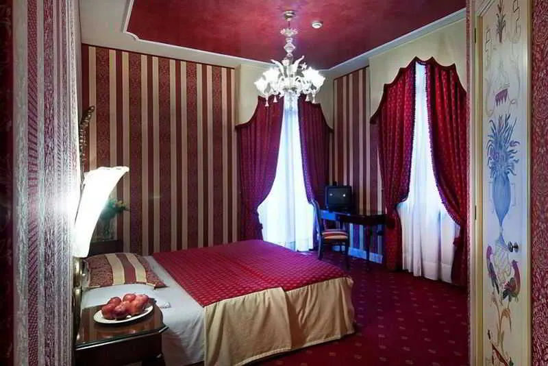 Room, Hotel Belle Epoque, Venice