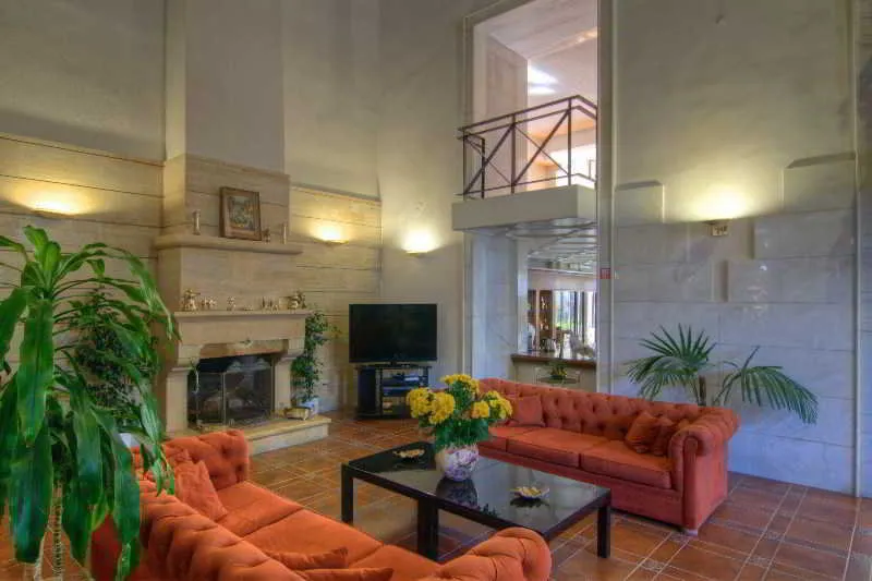 Lobby, Fortezza, Crete