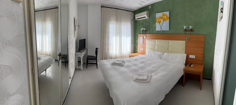 Hostal El Roser, Costa Brava