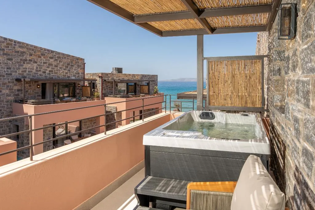 SUITE TWO BEDS Room, Volta Seaside Boutique Hotel, Crete