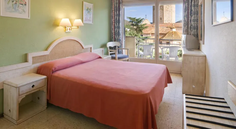 SINGLE STANDARD Room, Mercé, Costa Brava