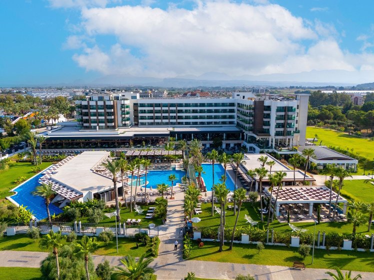 Sural Saray, Antalya
