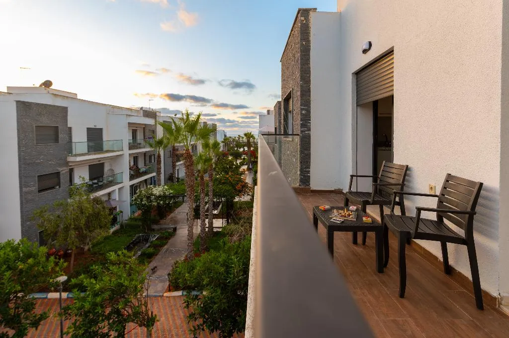 APARTMENT POOL VIEW Room, Garden Bay Appart Hotel, Casablanca