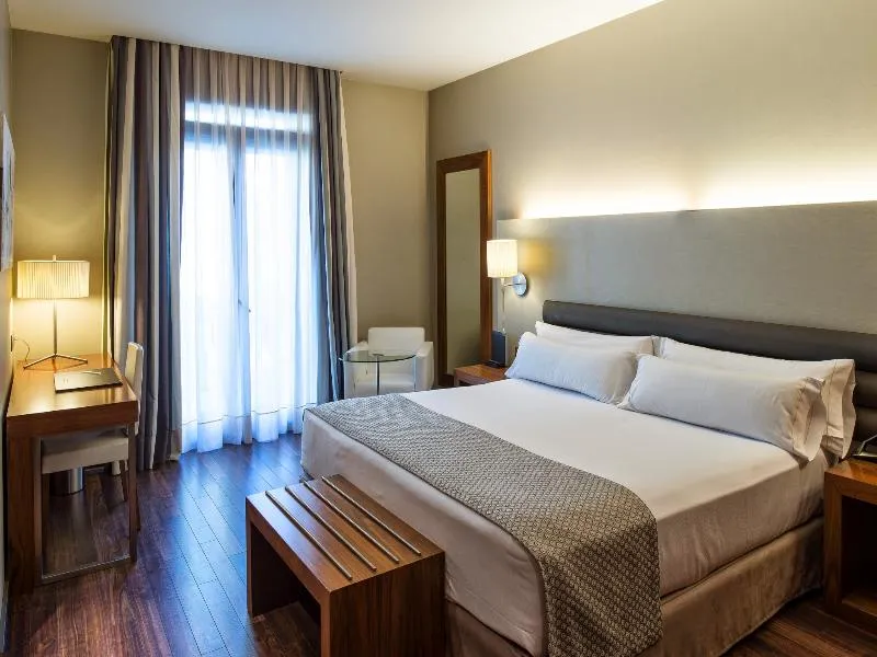 DOUBLE STANDARD Room, Catalonia Ramblas, Barcelona