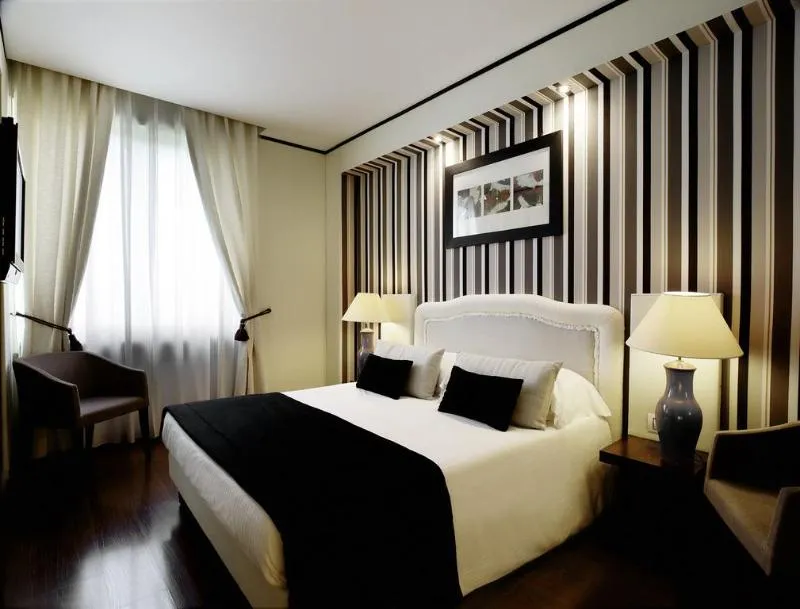 Double or Twin STANDARD Room, Th Roma - Carpegna Palace, Rome
