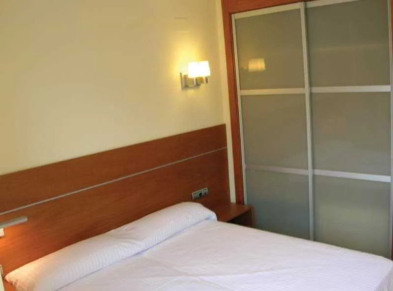 APARTMENT CAPACITY 4 Room, Arago565, Barcelona