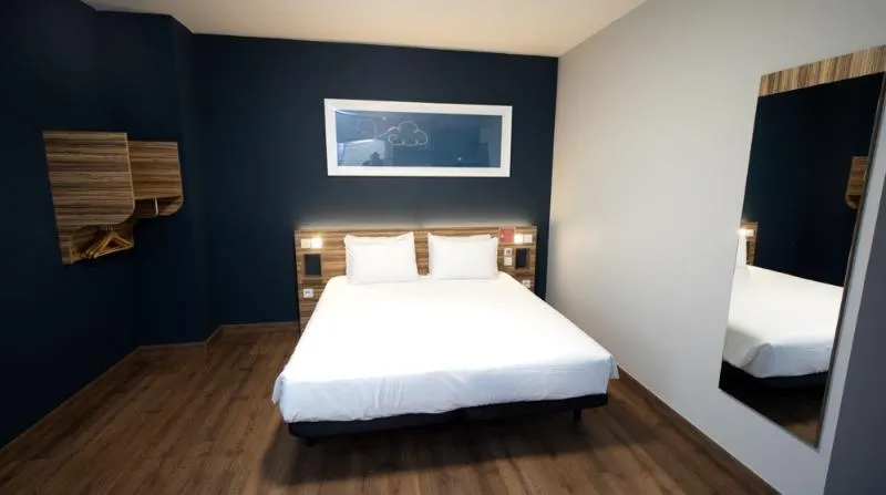 Room STANDARD Room, Travelodge Madrid Metropolitano, Madrid