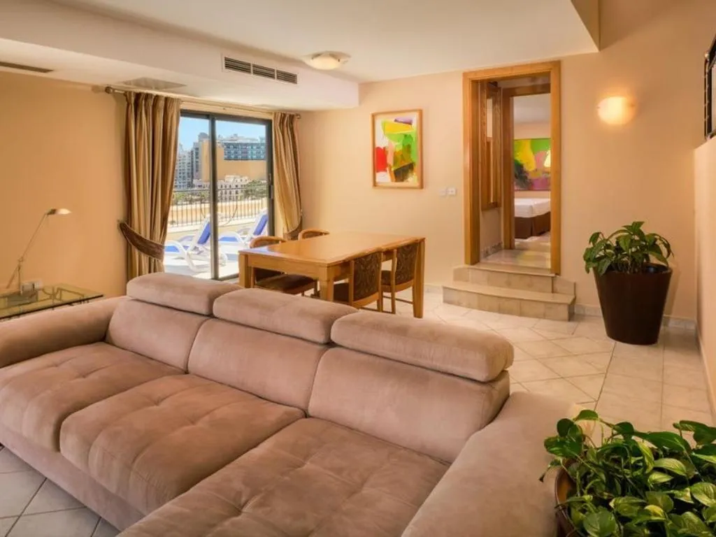 Room, Verdi St Georges Bay Marina, Malta
