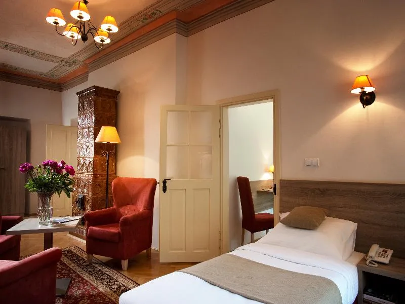 SUITE DELUXE Room, Hotel Santi, Krakow