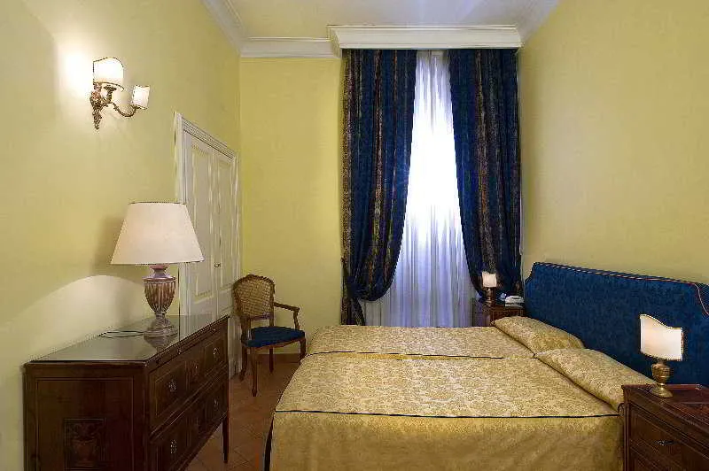 Room, Chiaja de Charme, Naples