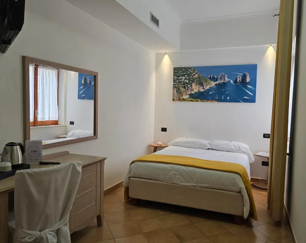 DOUBLE INNER Room, Il Nido, Naples