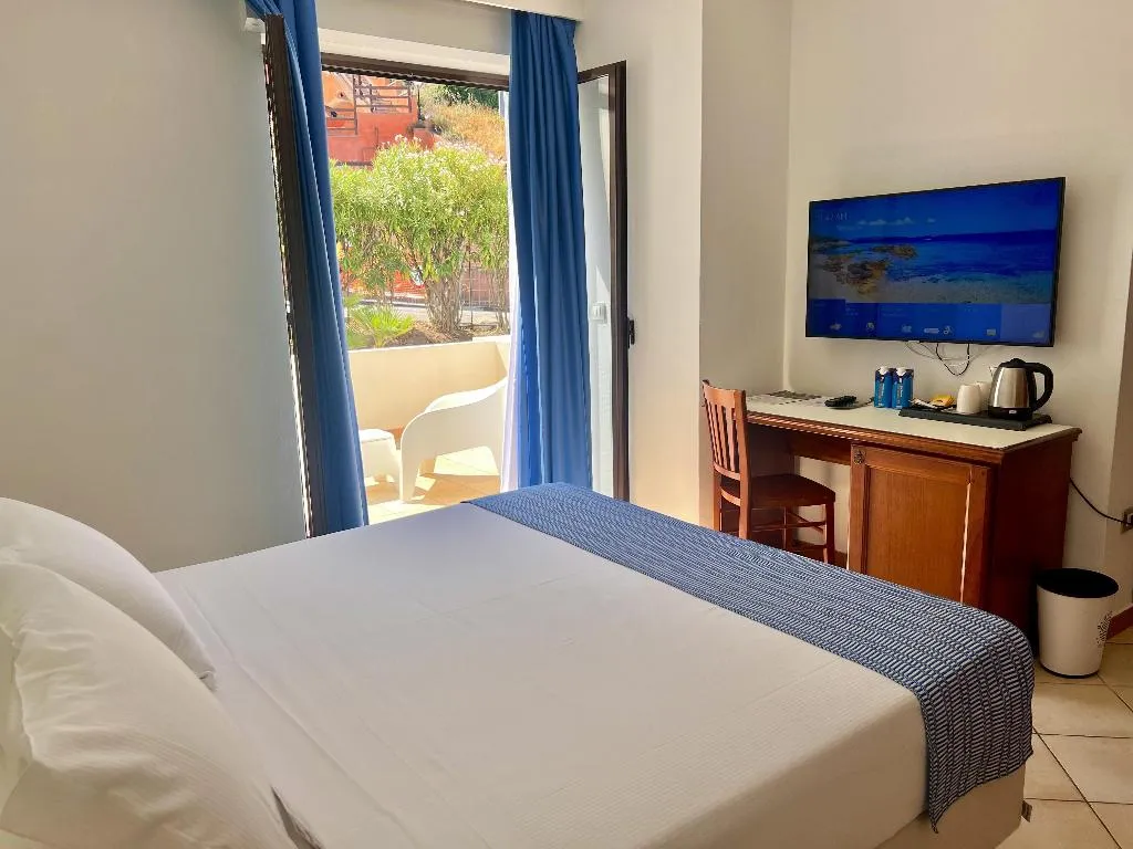 DOUBLE COMFORT Room, Hotel Blumarea, BW Signature Collection, Alghero