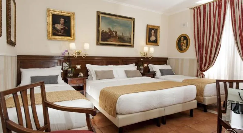 QUADRUPLE STANDARD Room, Des Artistes, Rome