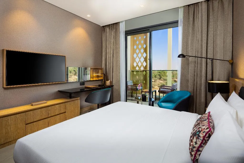 DOUBLE DELUXE KING BED Room, Millennium Place Mirdif, Dubai
