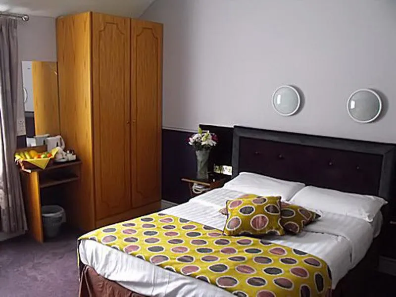 Room, The Glen Guesthouse, Dublin