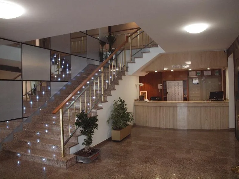 Lobby, Hotel Insula Barataria, Madrid
