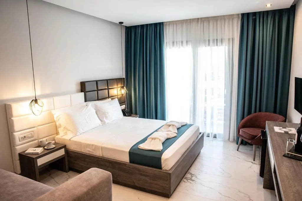 TRIPLE WITH BALCONY Room, Lagaria Hotel, Thessaloniki