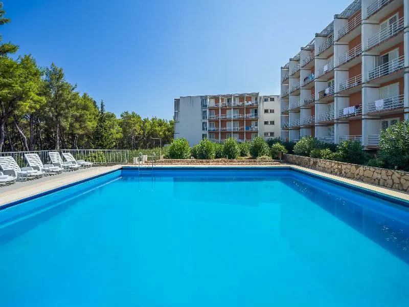 Pool, Hvar, Split