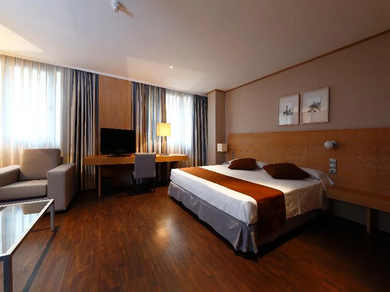 JUNIOR SUITE STANDARD Room, Eurohotel Castello, Valencia