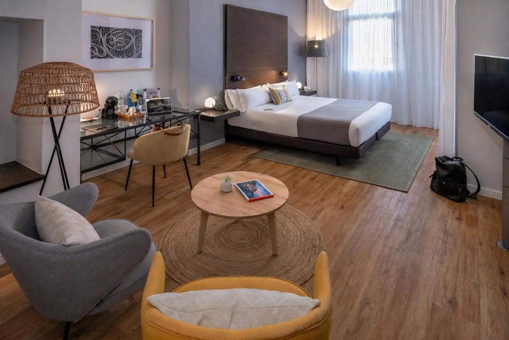 DOUBLE SUPERIOR Room, Serhs Rivoli Rambla, Barcelona