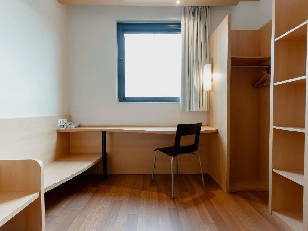 TWIN STANDARD Room, Ibis Barcelona Ripollet, Barcelona