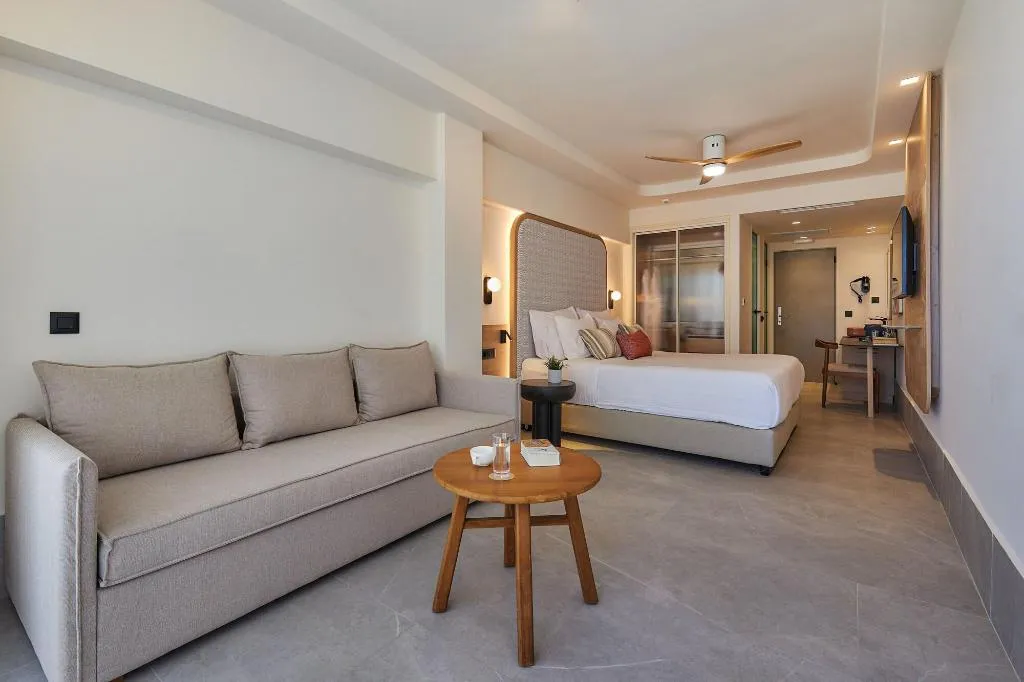 Room, Enorme Santanna Island, Crete