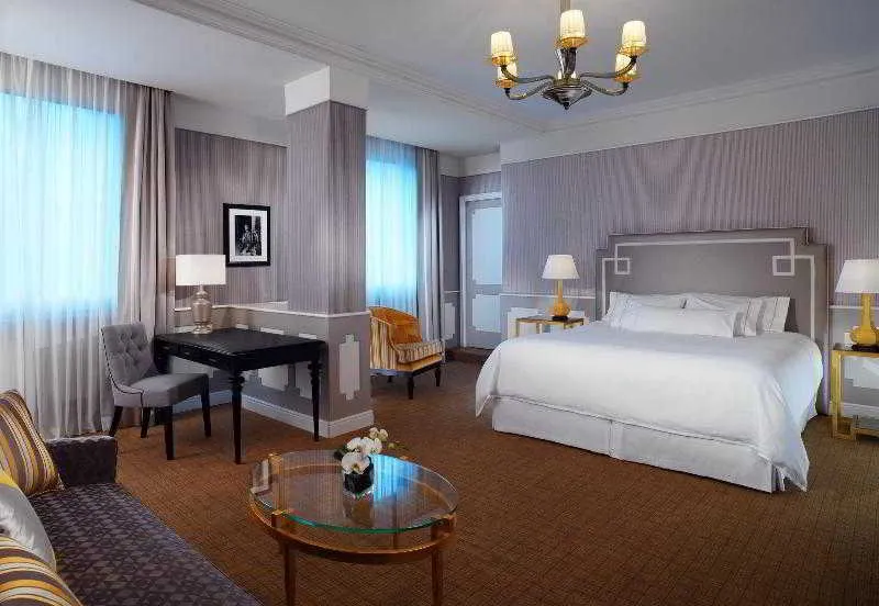 Room, The Westin Palace Milan, Milan