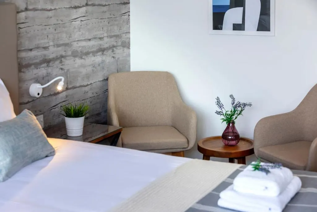 Double or Twin DELUXE SEA VIEW Room, Leonardo Plaza Cypria Maris Beach Hotel & Spa, Cyprus