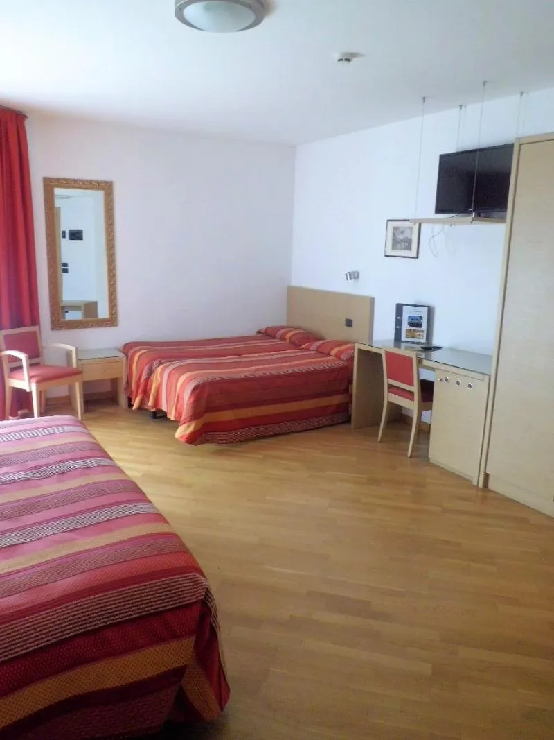 Room, Hotel Oasi SPA & Wellness, Milan