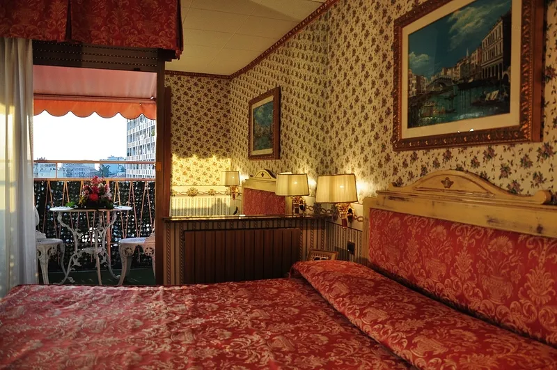 Double or Twin STANDARD Room, Venezia Hotel, Venice