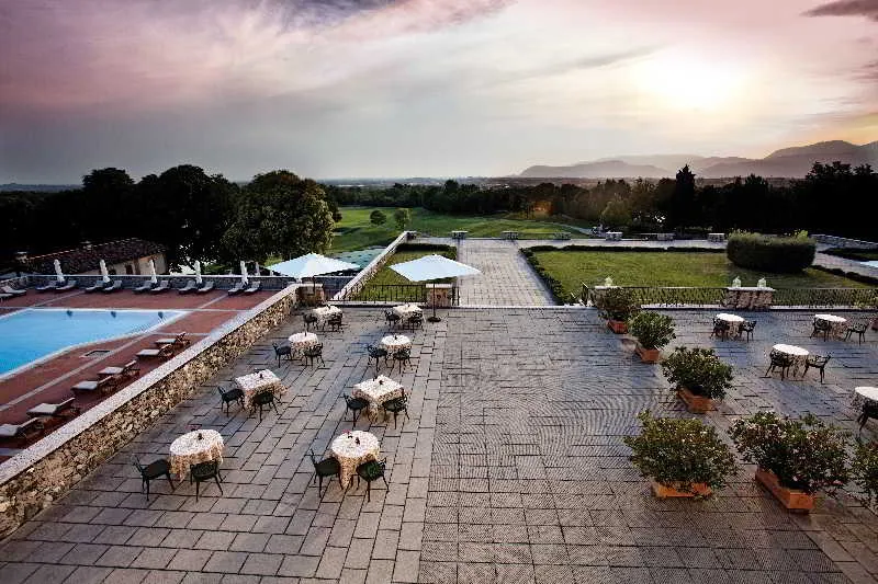 Terrace, QC Termegarda Spa & Golf Resort, Milan