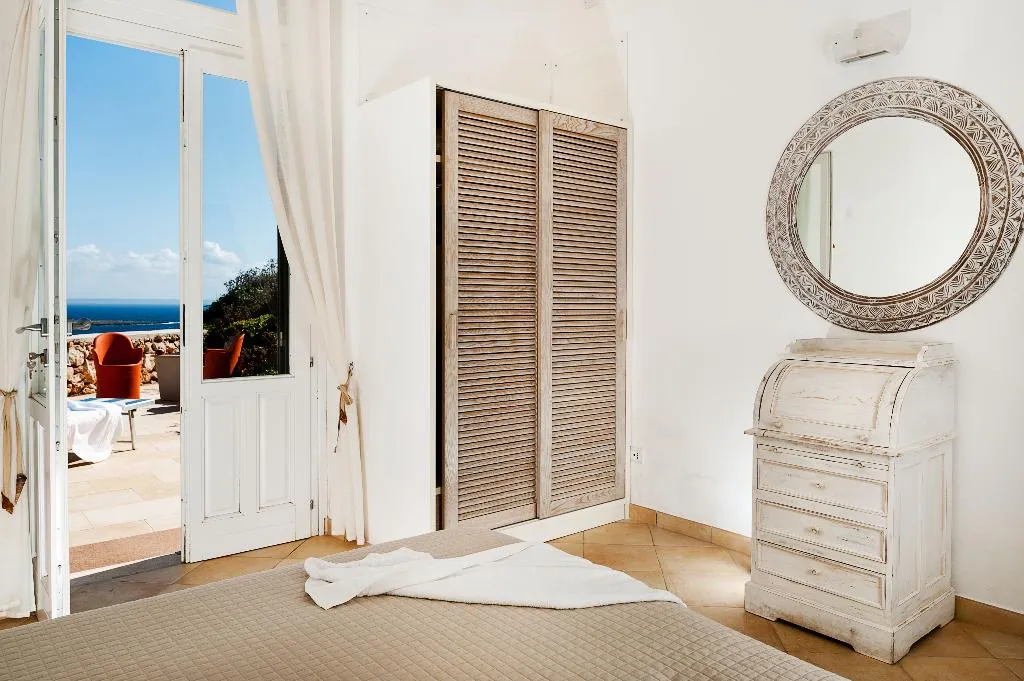 APARTMENT SEA VIEW WITH TERRACE Room, Nido del Pellegrino, Trapani