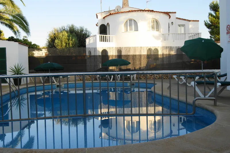 Pool, California I&II, Menorca