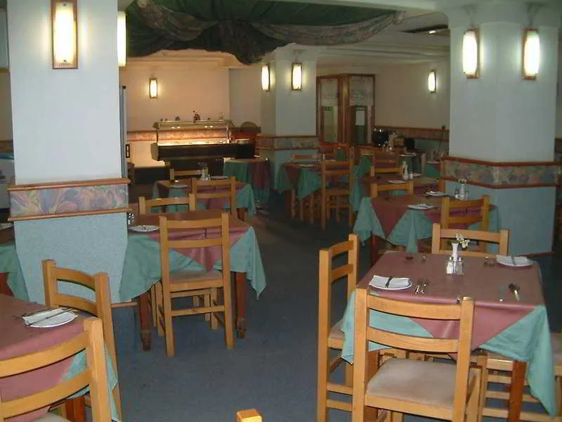 Restaurant, Relax Inn Hotel, Malta