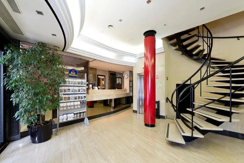 Lobby, Trafalgar, Madrid