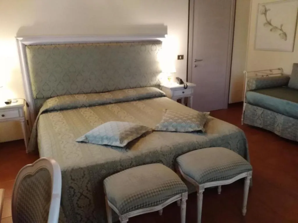 TRIPLE ONE BEDROOM Room, Hotel Antica Fenice, Venice