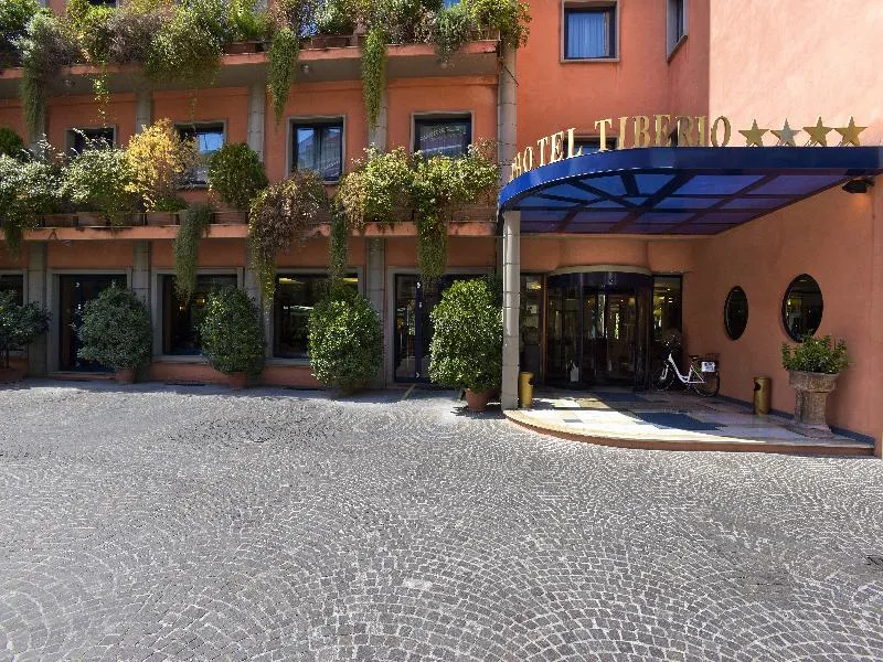 General view, Grand Hotel Tiberio, Rome