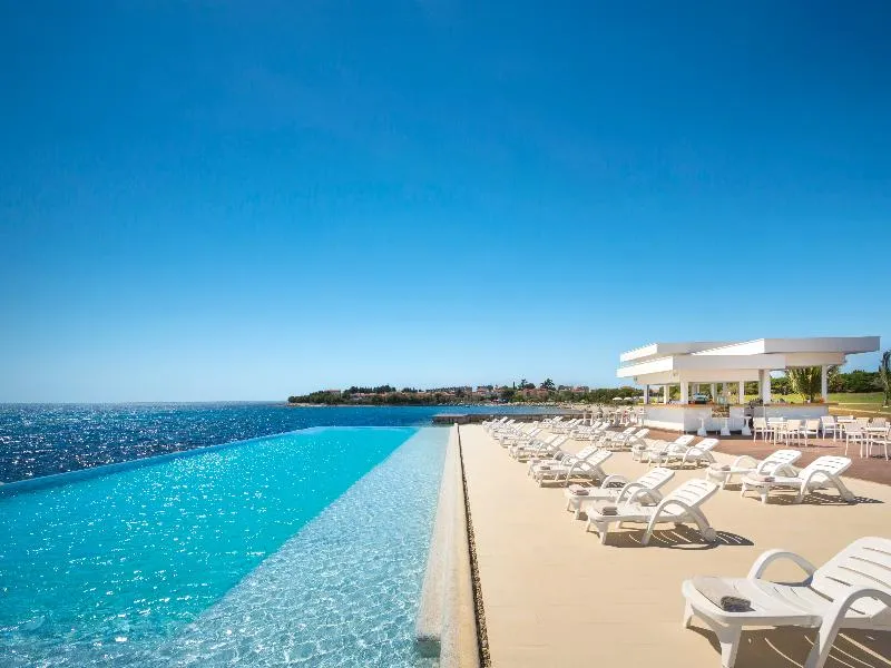 Pool, Aminess Vival Maestral Hotel, Istria