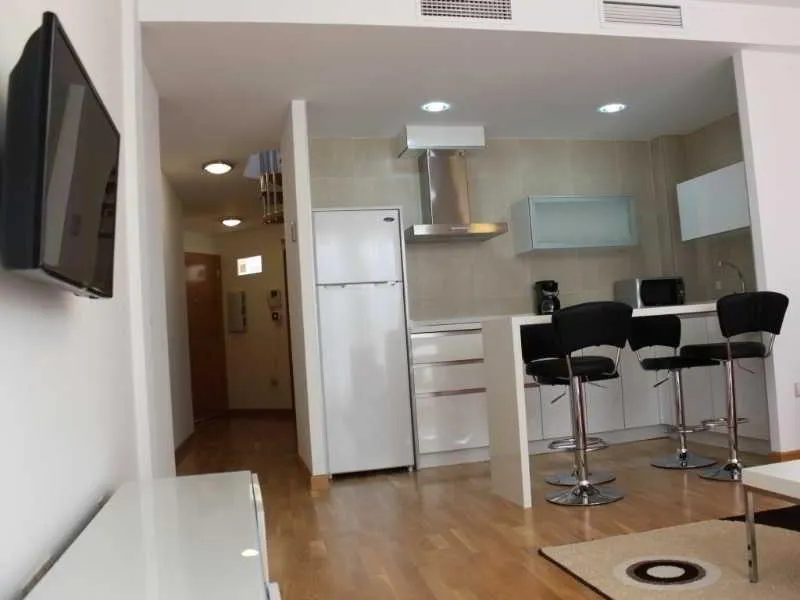 APARTMENT CAPACITY 6 ONE BEDROOM Room, Debambu, Costa Del Sol