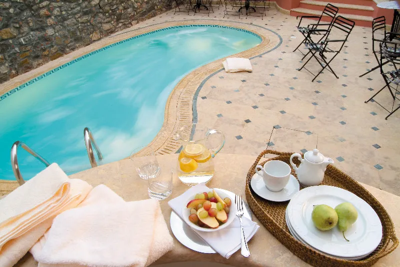 Pool, Ippoliti, Kalamata